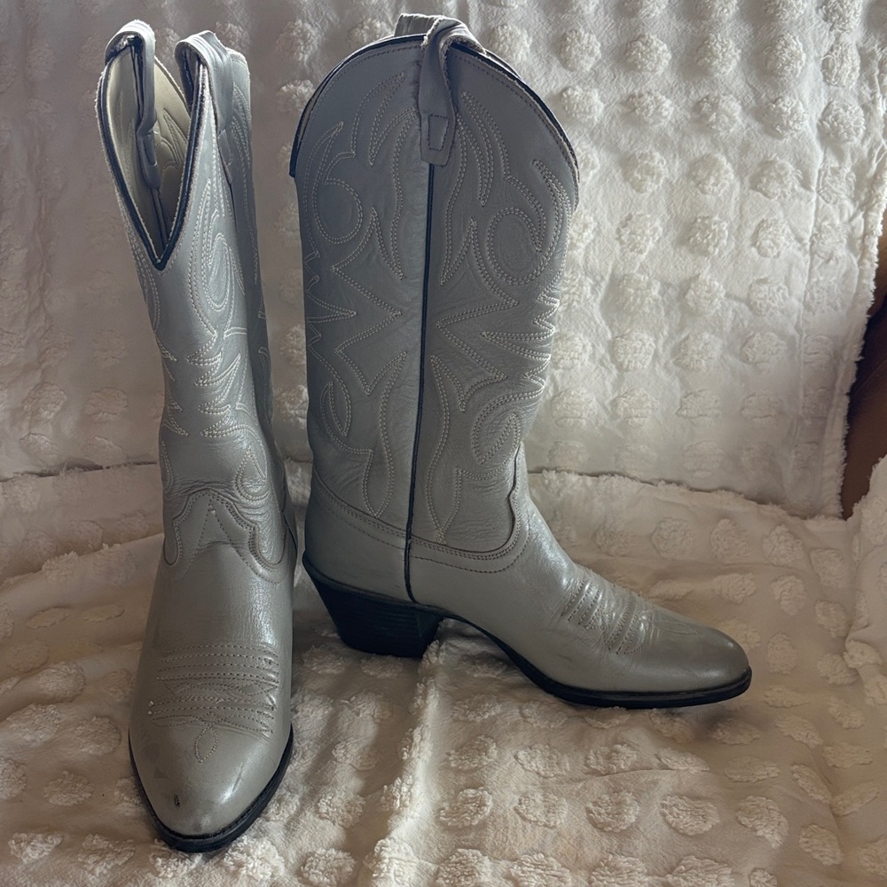 Gray Western-Style Women's Boots